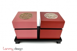 Set of 2 red/pink square boxes with long life knob  included with stand